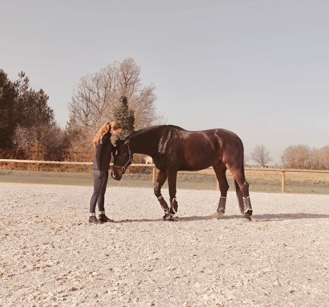 Jeanne Foy avec son cheval